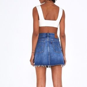 Levi’s Distressed mini skirt size 26